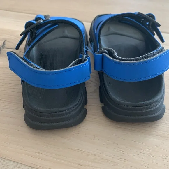 Toddler Boy Blue Sandals - Picture 5 of 6